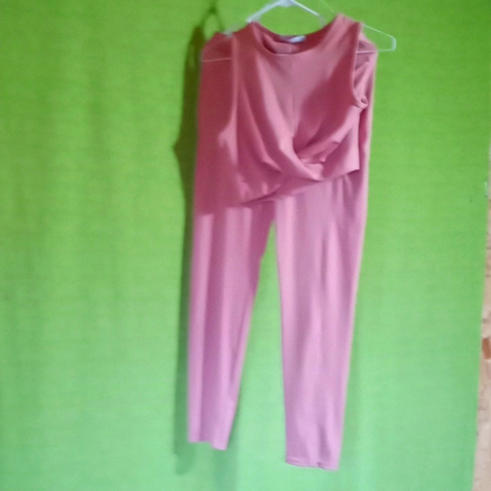 Rose color yoga suit set new